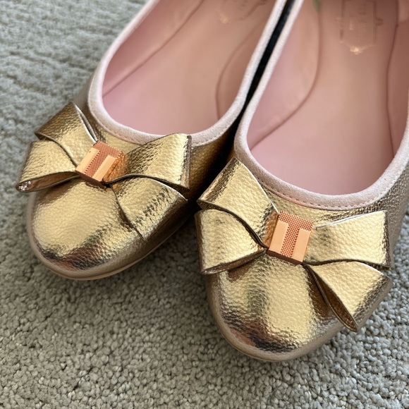 Ted Baker Immep Rose Gold Leather Bow Ballet Flats - Picture 8 of 12